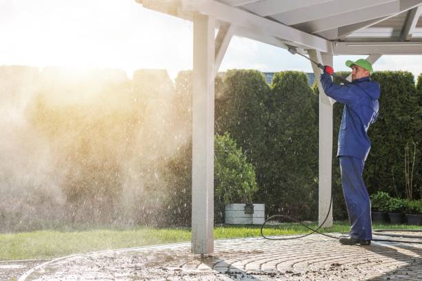 Best Graffiti Removal  in North Merrick, NY